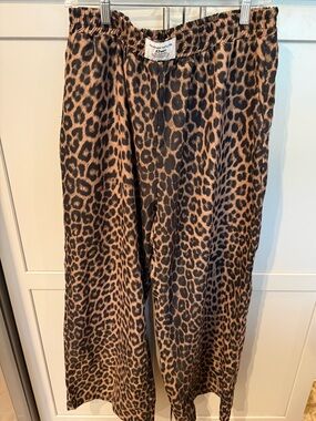 SHEIN Curve Leopard Print Wide Leg Pants 1XL Elastic Waist Lounge